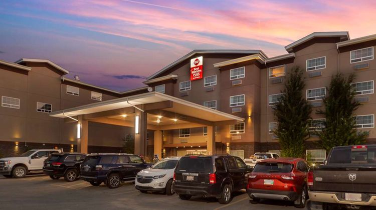 Best Western Plus Fort Saskatchewan Inn Exterior