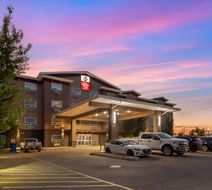 Best Western Plus Fort Saskatchewan Inn Exterior