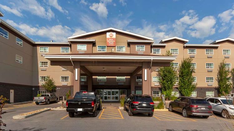 Best Western Plus Fort Saskatchewan Inn Exterior