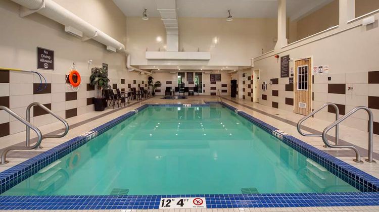 Best Western Plus Fort Saskatchewan Inn Pool