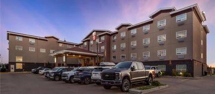Best Western Plus Fort Saskatchewan Inn Exterior