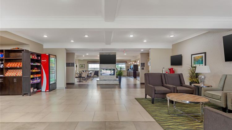 Best Western Plus Fort Saskatchewan Inn Lobby