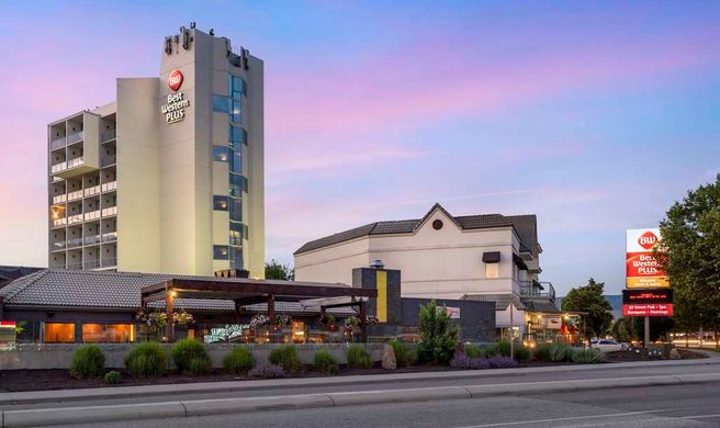 Best Western Plus Kelowna Hotel & Suites Exterior