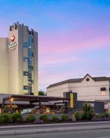 Best Western Plus Kelowna Hotel & Suites