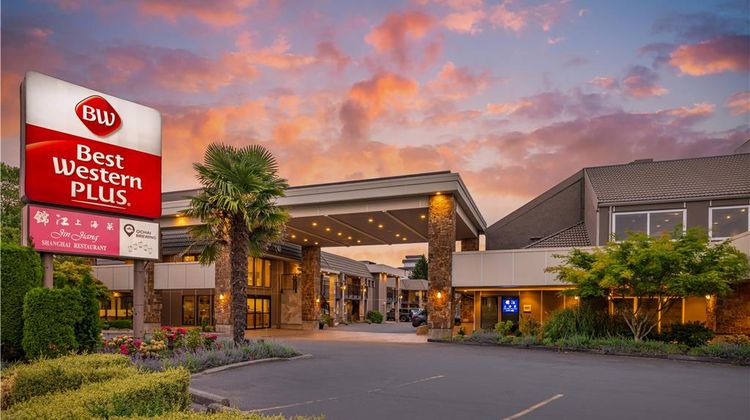 Best Western Plus Burnaby Hotel Exterior