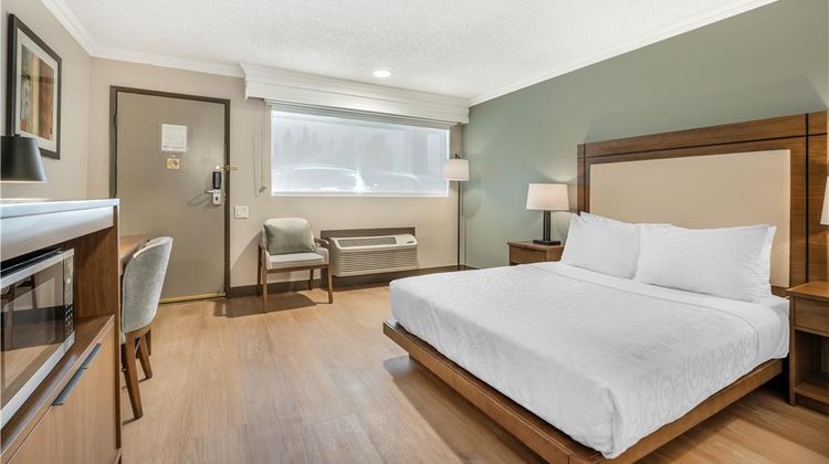 Best Western Plus Burnaby Hotel Room