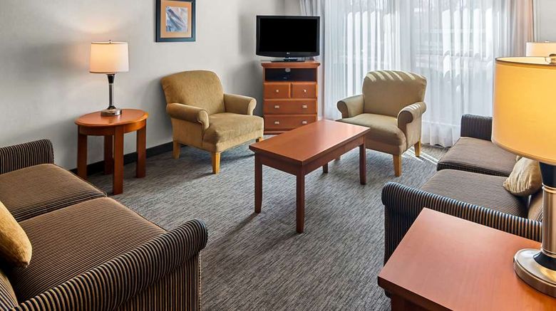 <b>Best Western Plus Langley Inn Suite</b>. Images powered by <a href="https://iceportal.shijigroup.com/" title="IcePortal" target="_blank">IcePortal</a>.