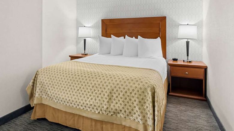 <b>Best Western Plus Langley Inn Room</b>. Images powered by <a href="https://iceportal.shijigroup.com/" title="IcePortal" target="_blank">IcePortal</a>.