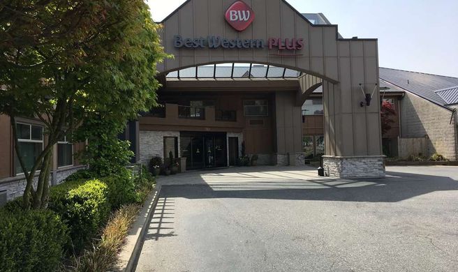 Best Western Plus Langley Inn Exterior