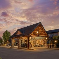 Best Western Plus Emerald Isle Hotel