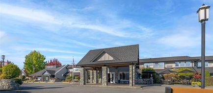 Best Western Plus Emerald Isle Hotel Exterior