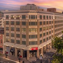 Best Western Plus Carlton Plaza Hotel