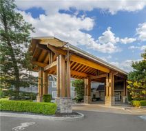 Best Western Plus Country Meadows Inn Exterior