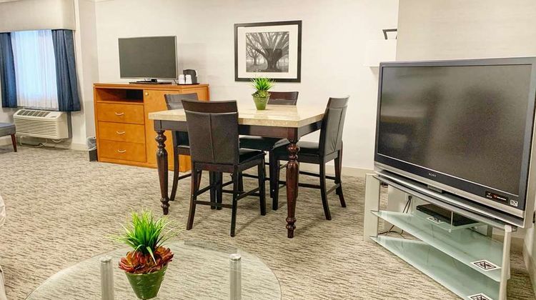 Best Western Plus Regency Inn Conf Cntre Room
