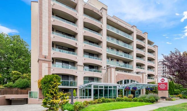 Best Western Plus Inner Harbour Exterior