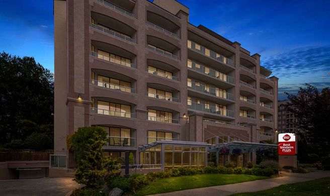 Best Western Plus Inner Harbour Exterior