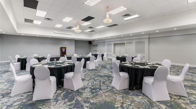 <b>Best Western Dorchester Hotel Ballroom</b>. Images powered by <a href="https://iceportal.shijigroup.com/" title="IcePortal" target="_blank">IcePortal</a>.