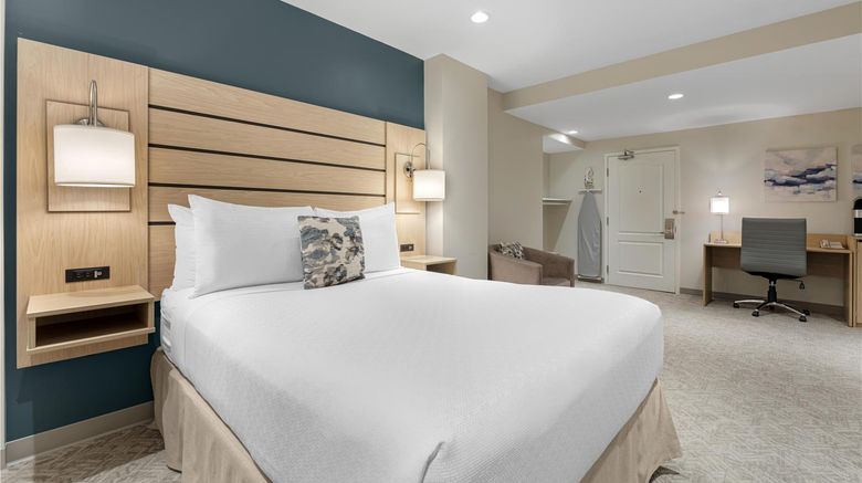 <b>Best Western Plus Baker Street Inn Room</b>. Images powered by <a href="https://iceportal.shijigroup.com/" title="IcePortal" target="_blank">IcePortal</a>.