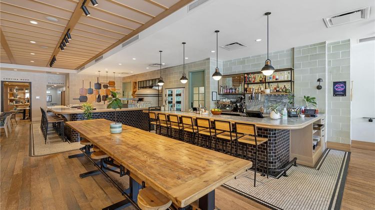 Best Western Plus Baker Street Inn Restaurant