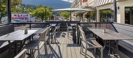 Best Western Plus Baker Street Inn Exterior