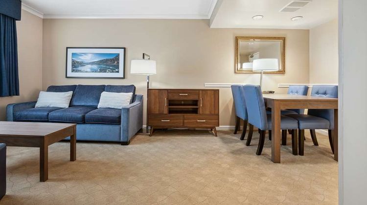 Best Western Plus Columbia River Hotel Suite