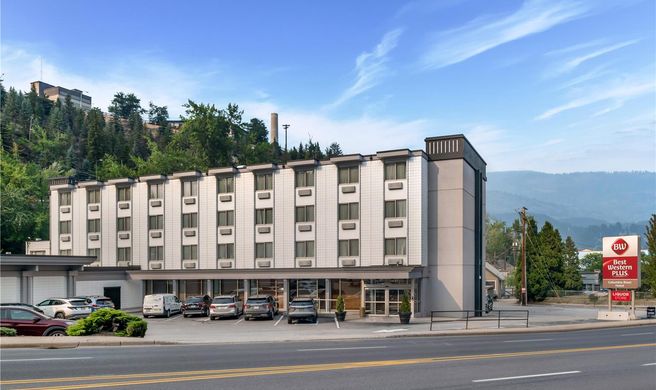 Best Western Plus Columbia River Hotel Exterior