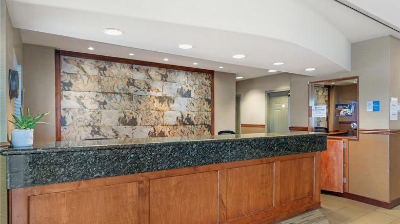<b>Best Western Plus Mission City Lodge Lobby</b>. Images powered by <a href="https://iceportal.shijigroup.com/" title="IcePortal" target="_blank">IcePortal</a>.