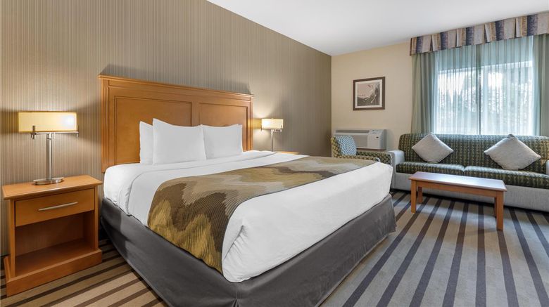 <b>Best Western King George Inn & Suites Room</b>. Images powered by <a href="https://iceportal.shijigroup.com/" title="IcePortal" target="_blank">IcePortal</a>.