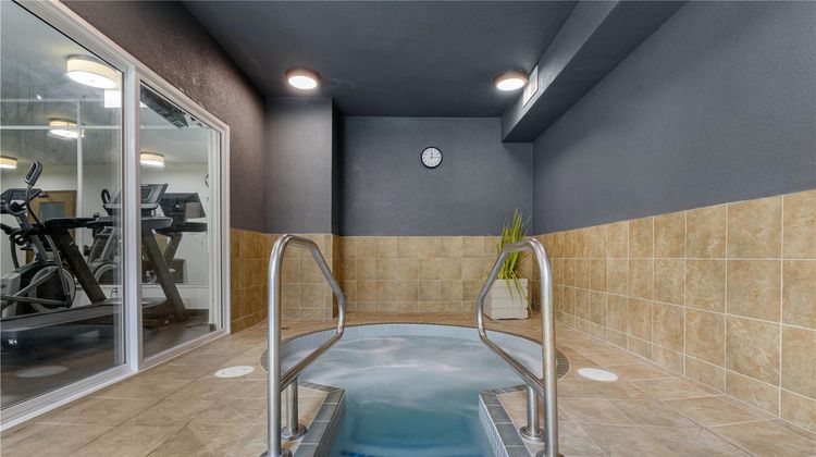 Best Western King George Inn & Suites Pool