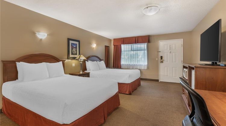 Best Western Sicamous Inn Room