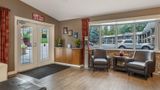 <b>Best Western Sicamous Inn Lobby</b>. Images powered by <a href="https://iceportal.shijigroup.com/" title="IcePortal" target="_blank">IcePortal</a>.