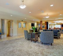 Best Western Plus Chemainus Inn Lobby