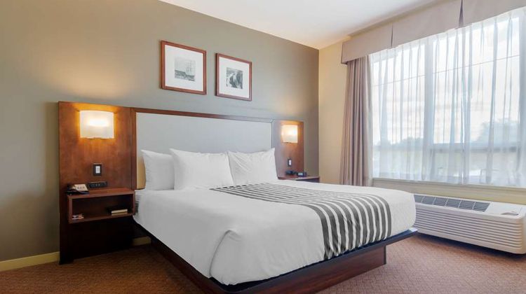 Best Western Plus Chemainus Inn Room