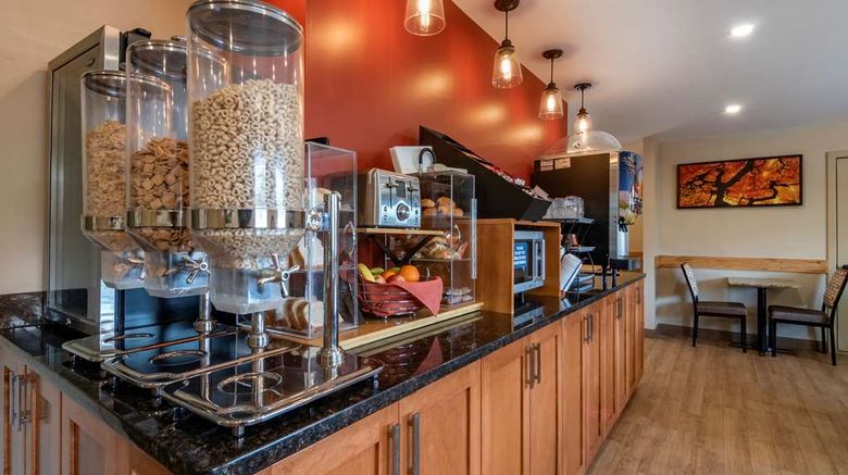 <b>SureStay Plus by BW Salmon Arm Restaurant</b>. Images powered by <a href="https://iceportal.shijigroup.com/" title="IcePortal" target="_blank">IcePortal</a>.