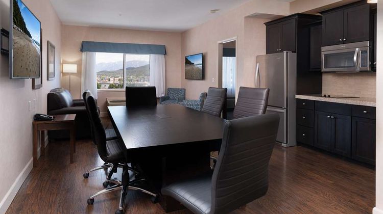Prestige Cranbrook Hotel BW Premier Coll Suite