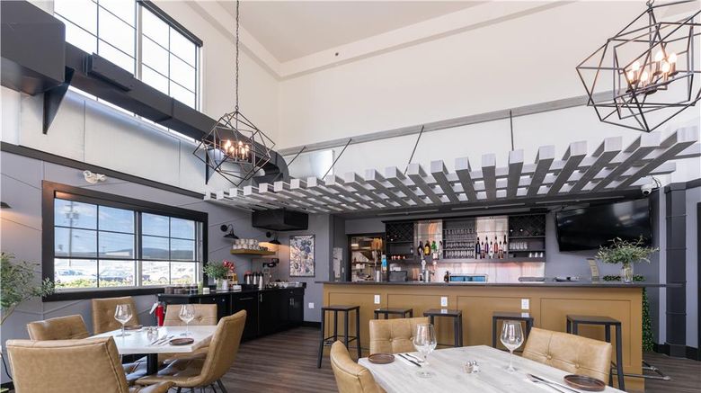 <b>Prestige Cranbrook Hotel BW Premier Coll Restaurant</b>. Images powered by <a href="https://iceportal.shijigroup.com/" title="IcePortal" target="_blank">IcePortal</a>.