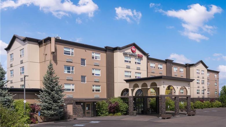 <b>Best Western Plus Kamloops Hotel Exterior</b>. Images powered by <a href="https://iceportal.shijigroup.com/" title="IcePortal" target="_blank">IcePortal</a>.