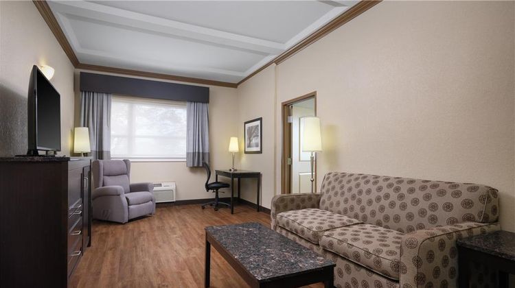 Best Western Plus Kamloops Hotel Room