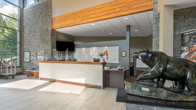 Best Western Plus Revelstoke Lobby