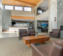 Best Western Plus Revelstoke Lobby