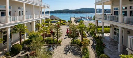 Prestige Oceanfront Resort Exterior