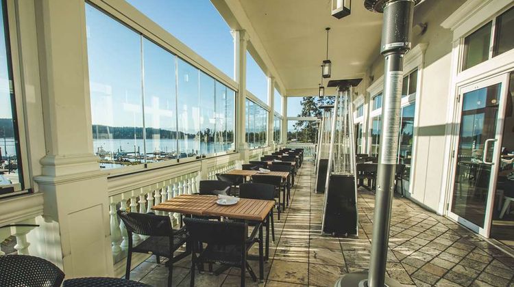 Prestige Oceanfront Resort Restaurant