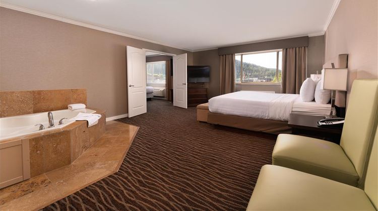 Prestige Radium Hot Springs Resort Room