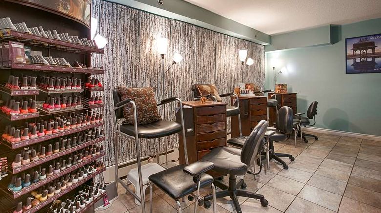 <b>Best Western Gold Rush Inn Spa</b>. Images powered by <a href="https://iceportal.shijigroup.com/" title="IcePortal" target="_blank">IcePortal</a>.