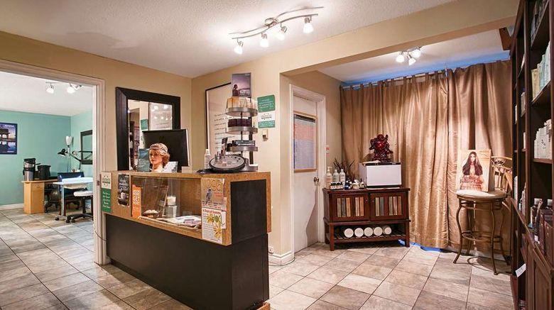 <b>Best Western Gold Rush Inn Spa</b>. Images powered by <a href="https://iceportal.shijigroup.com/" title="IcePortal" target="_blank">IcePortal</a>.