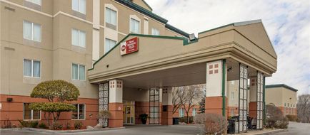 Best Western Plus Pembina Inn & Suites Exterior