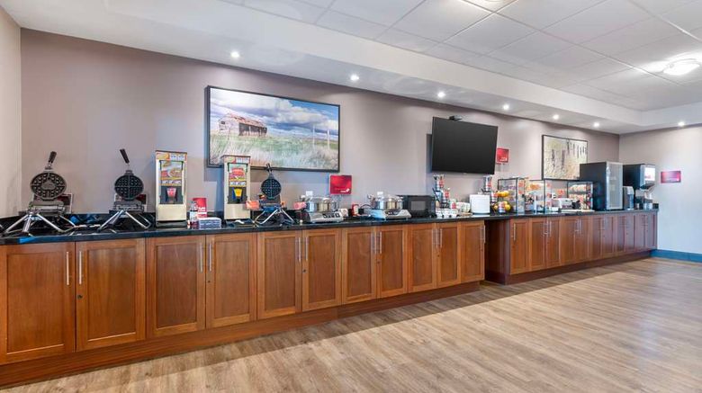 <b>Best Western Plus Brandon Inn Restaurant</b>. Images powered by <a href="https://iceportal.shijigroup.com/" title="IcePortal" target="_blank">IcePortal</a>.