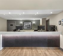 Best Western Plus Brandon Inn Lobby