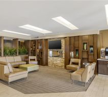 Best Western Plus Winnipeg West Lobby