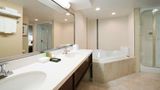 Best Western Plus Winnipeg Airport Hotel Suite